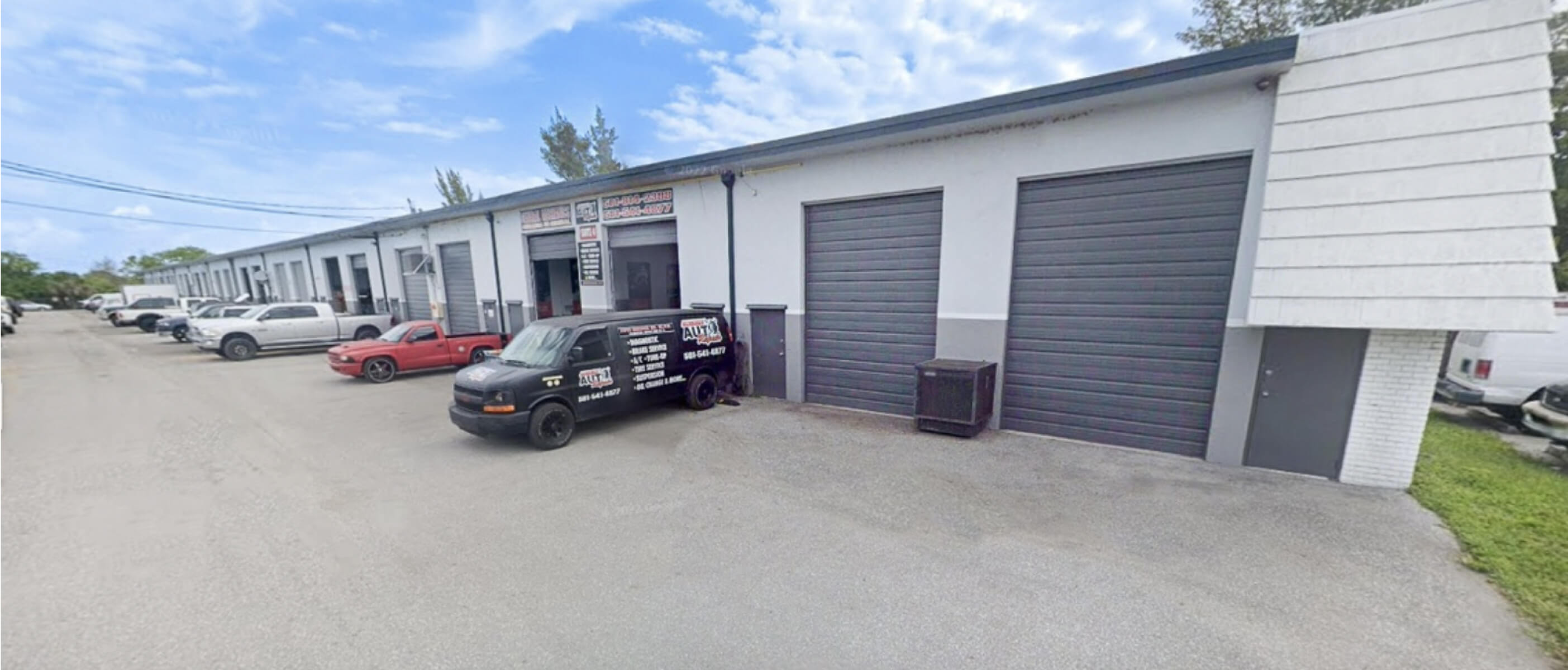 Decker Center Hooper